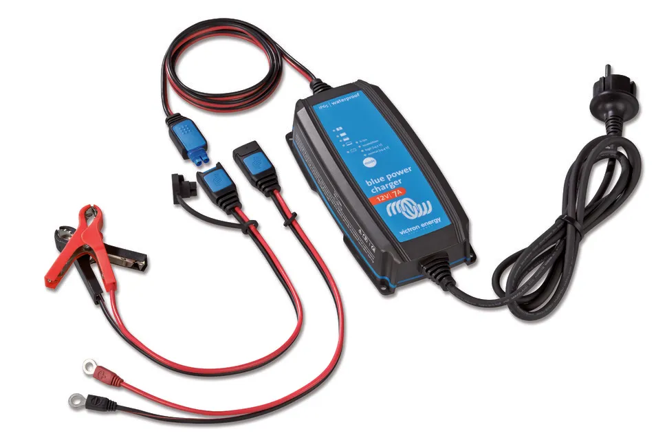Victron Energy Blue Power acculader IP65 in promotie bij Dobbelaere Auto-Elektriciteit Maldegem